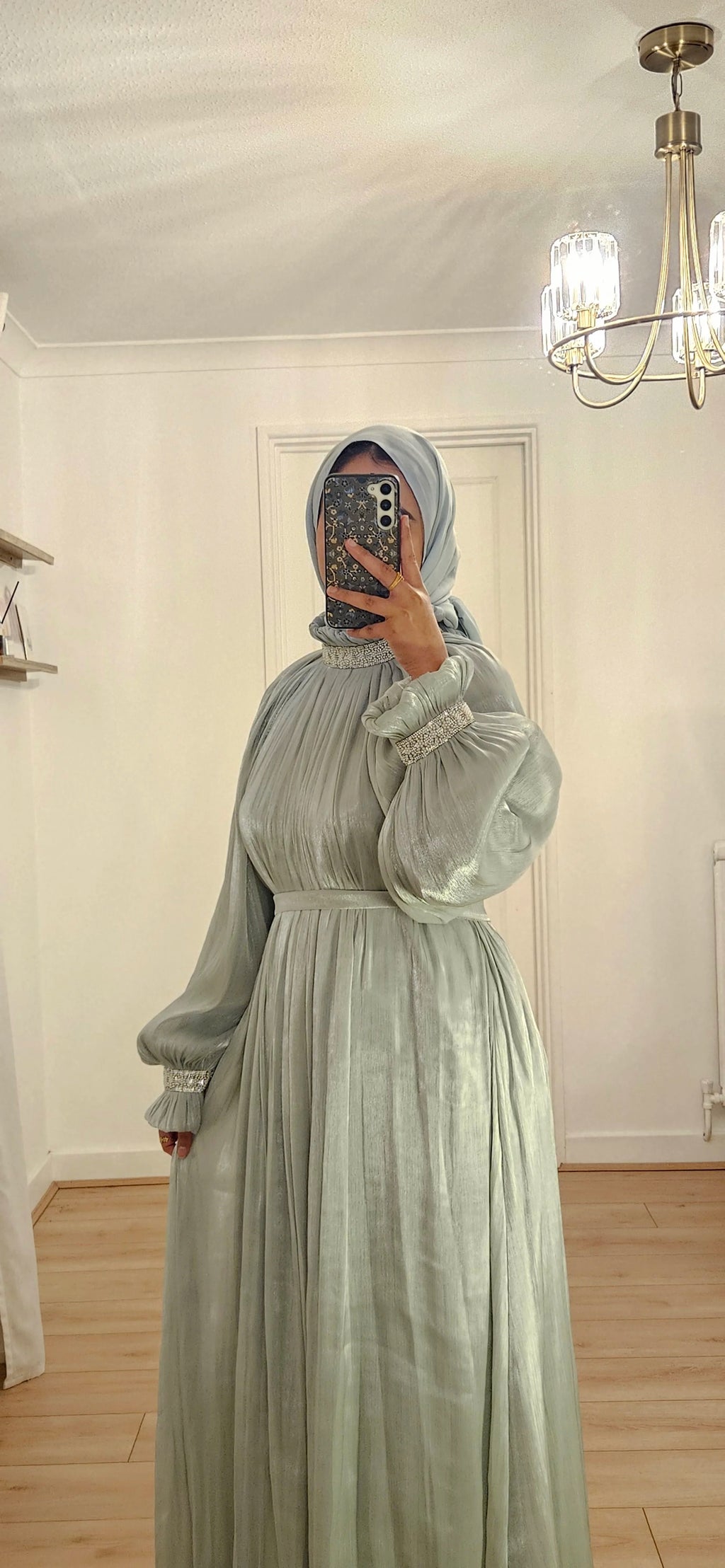 Nora Shimmer Abaya in Green