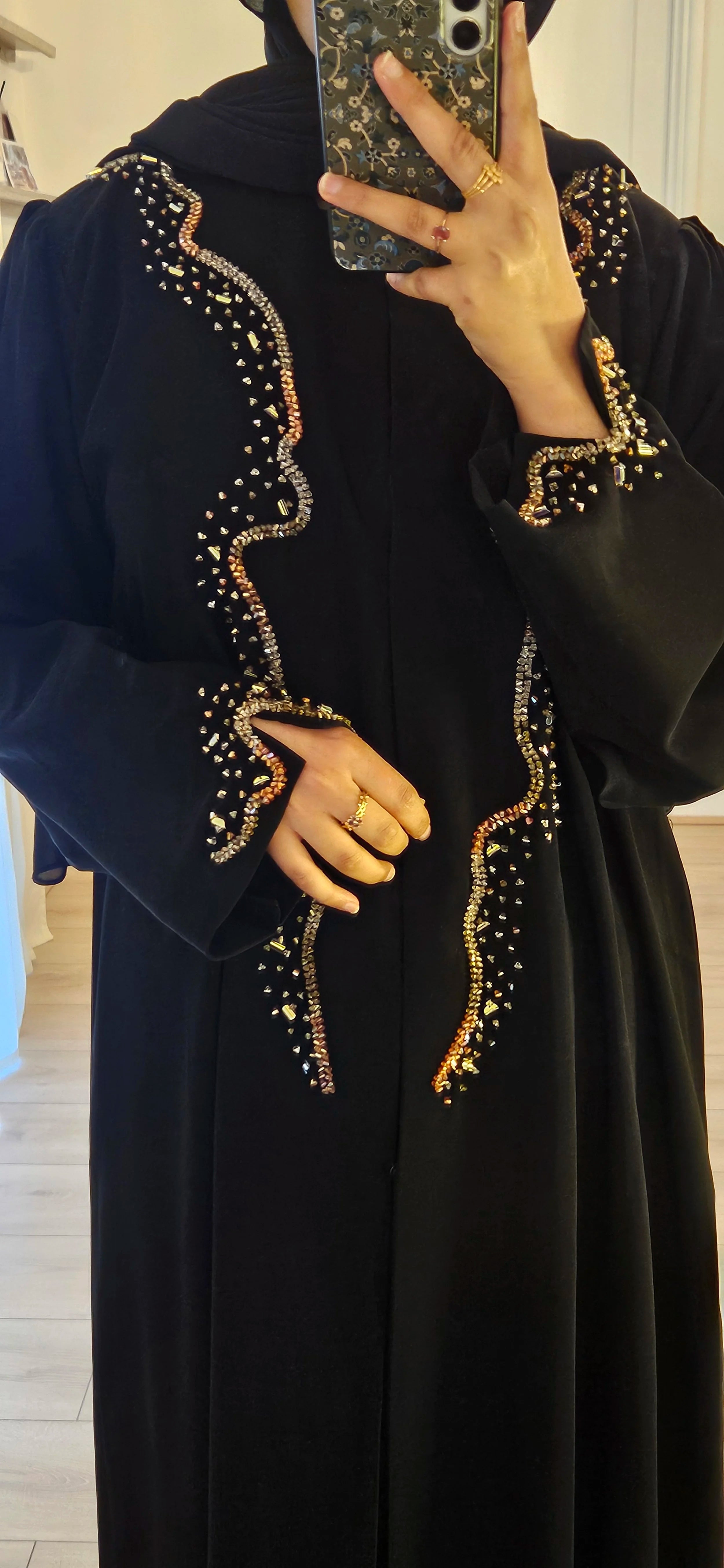 Sieraa Abaya