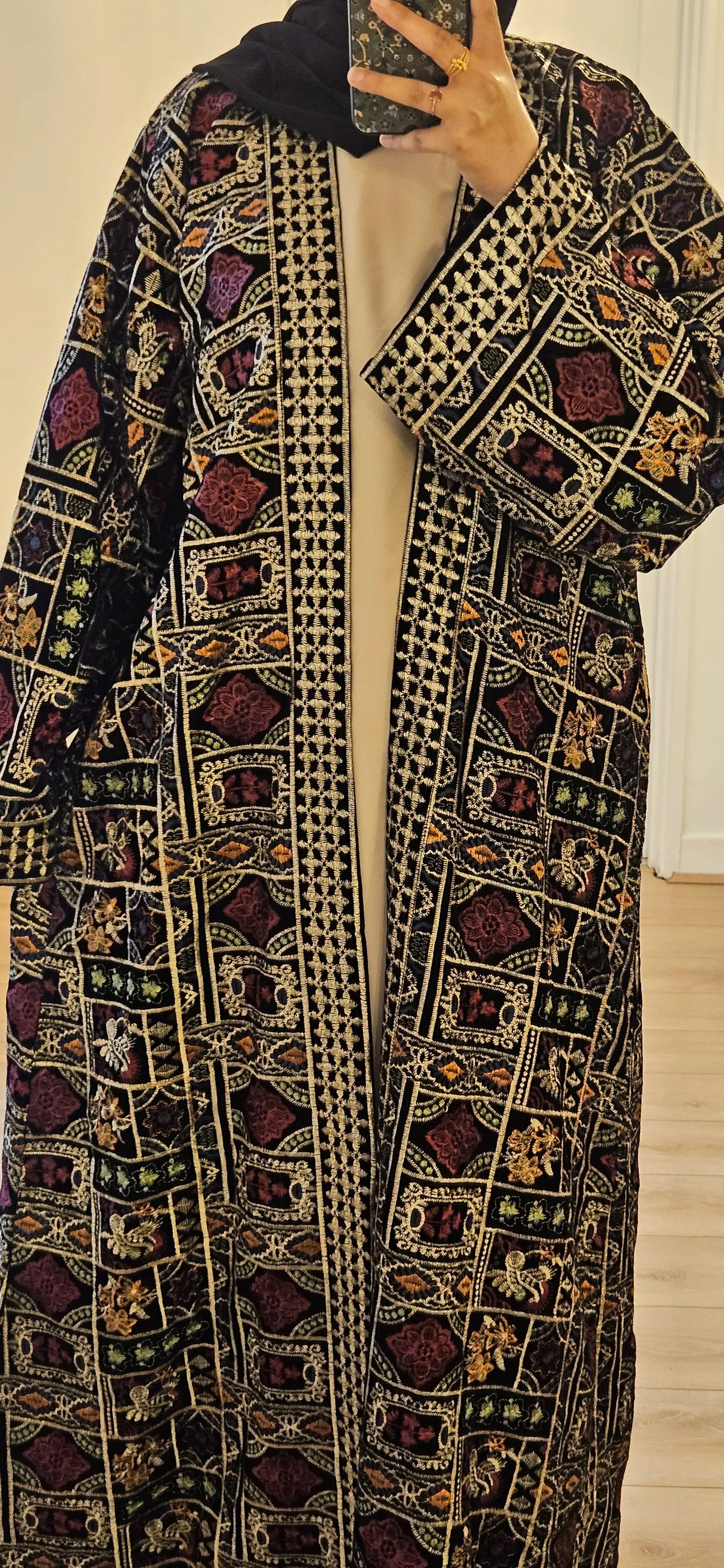 Exclusive Alyza Velvet Jacket Abaya