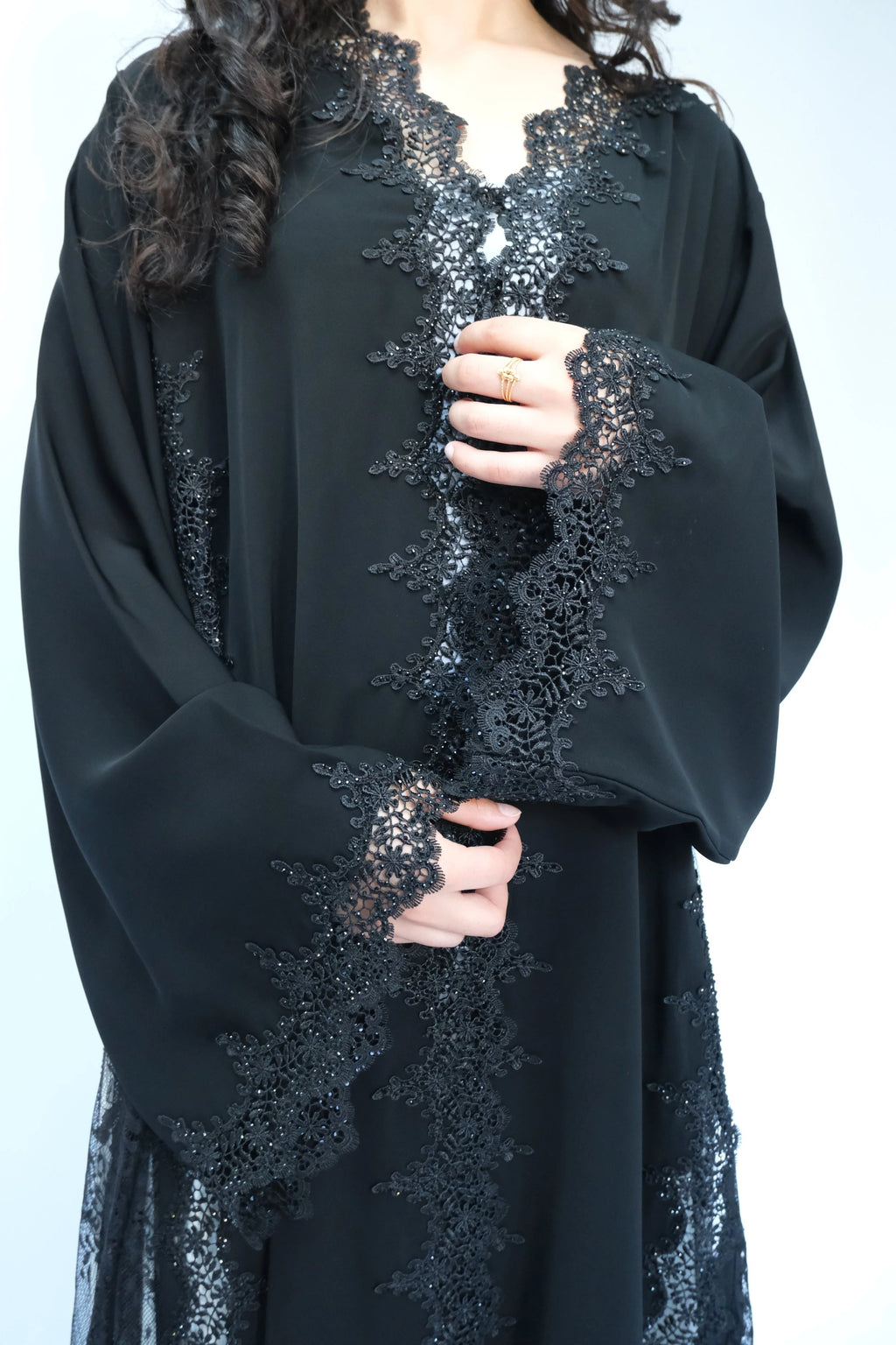 Inaya Abaya