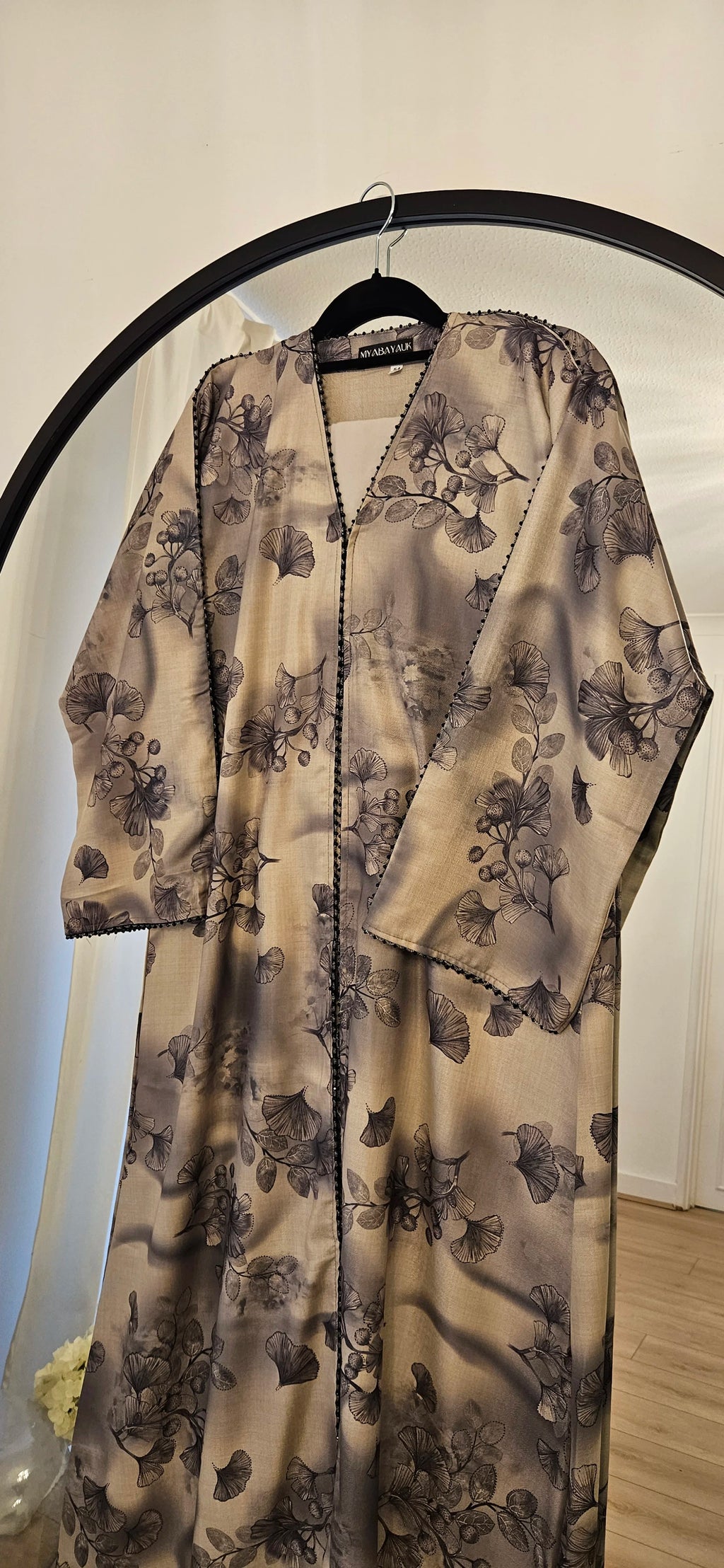 Jacquard Abaya in Beige