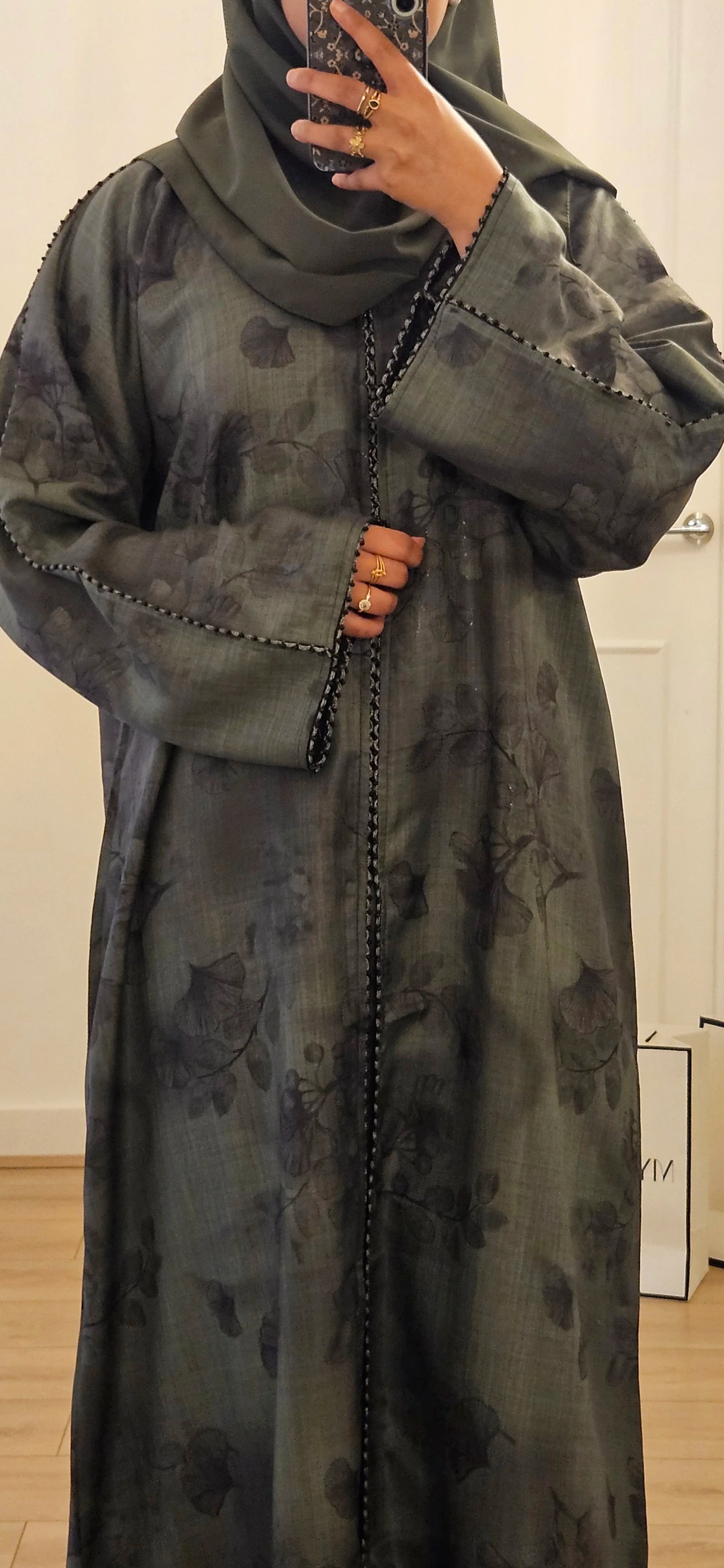 Jacquard Abaya in Green
