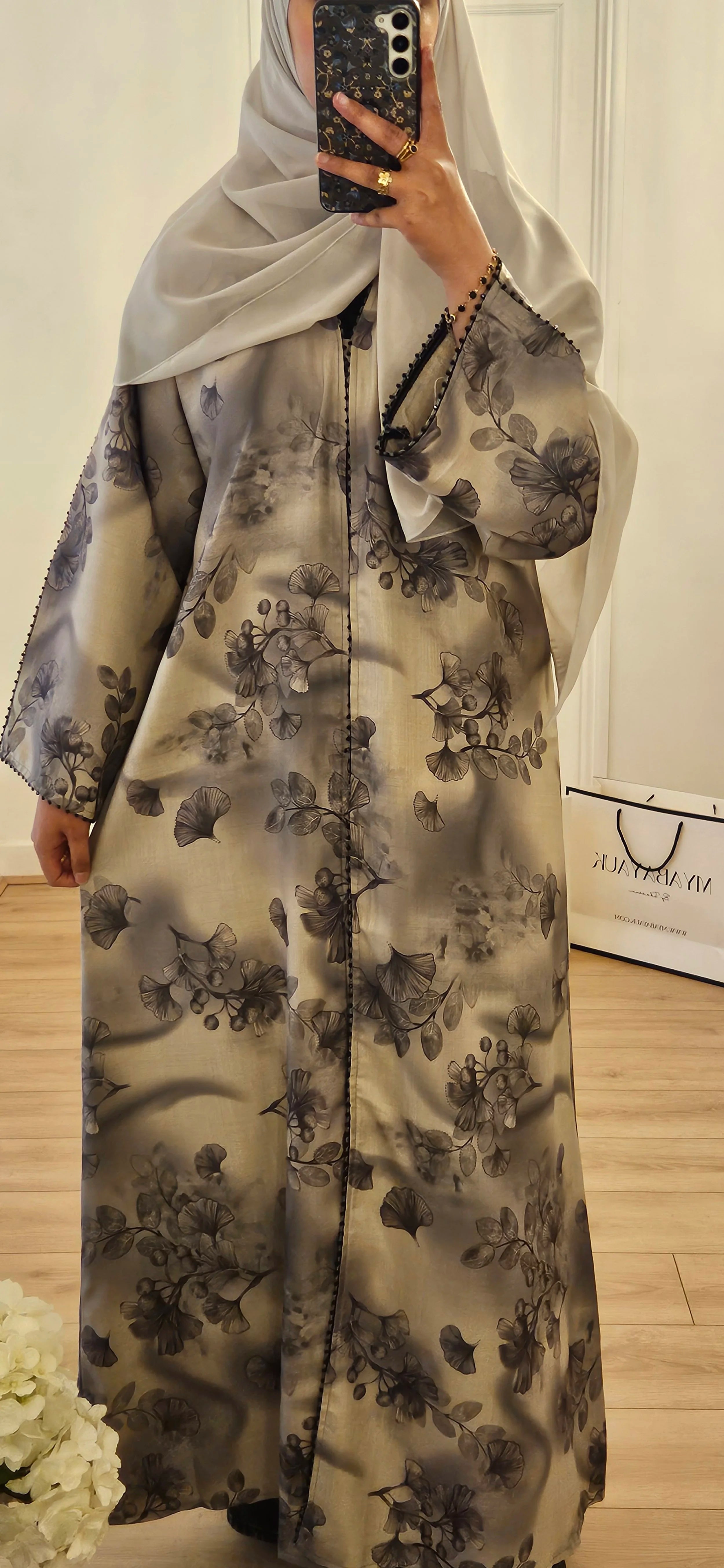 Jacquard Abaya in Beige