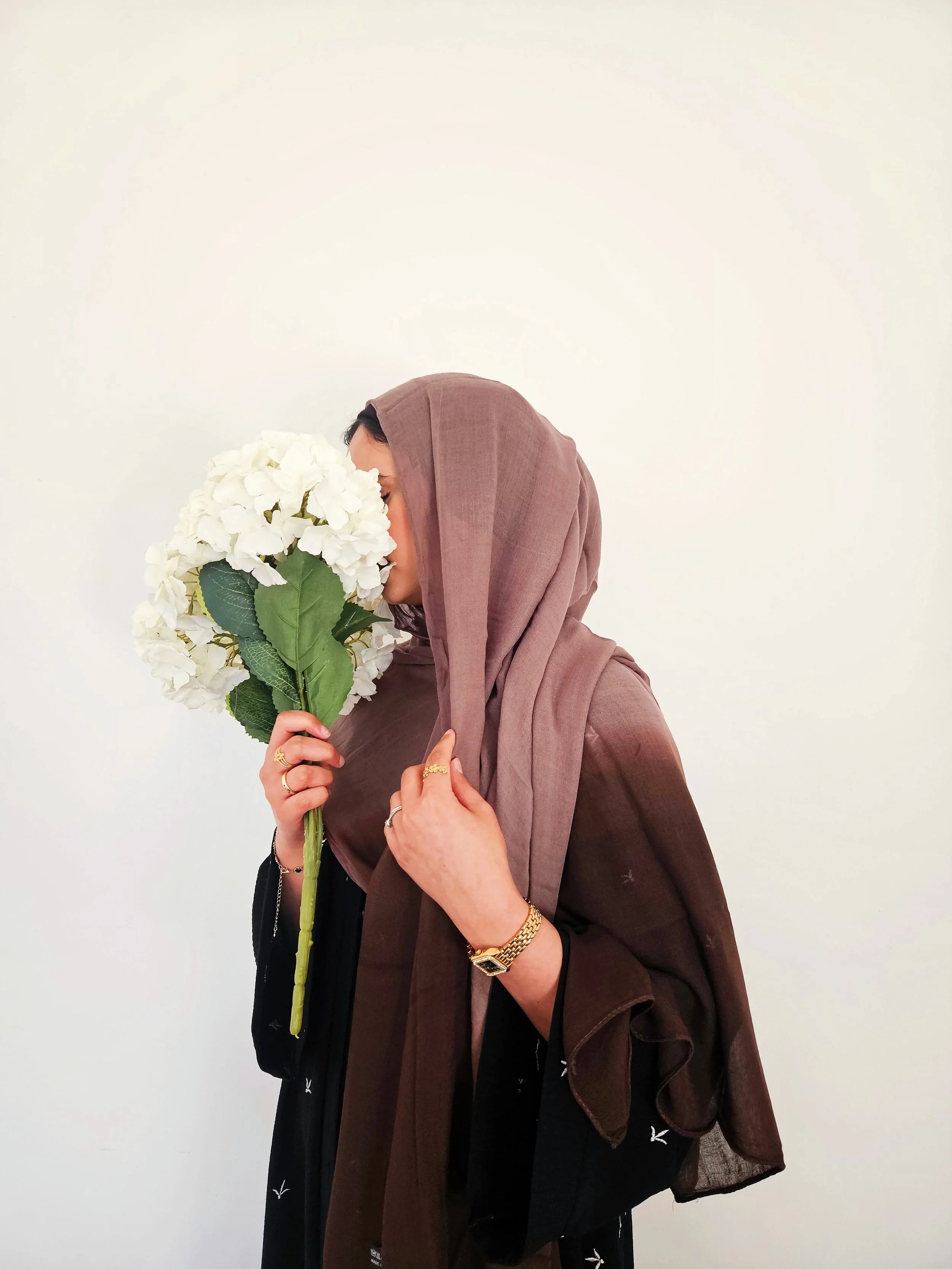 Model Dip Ombre Dark Brown