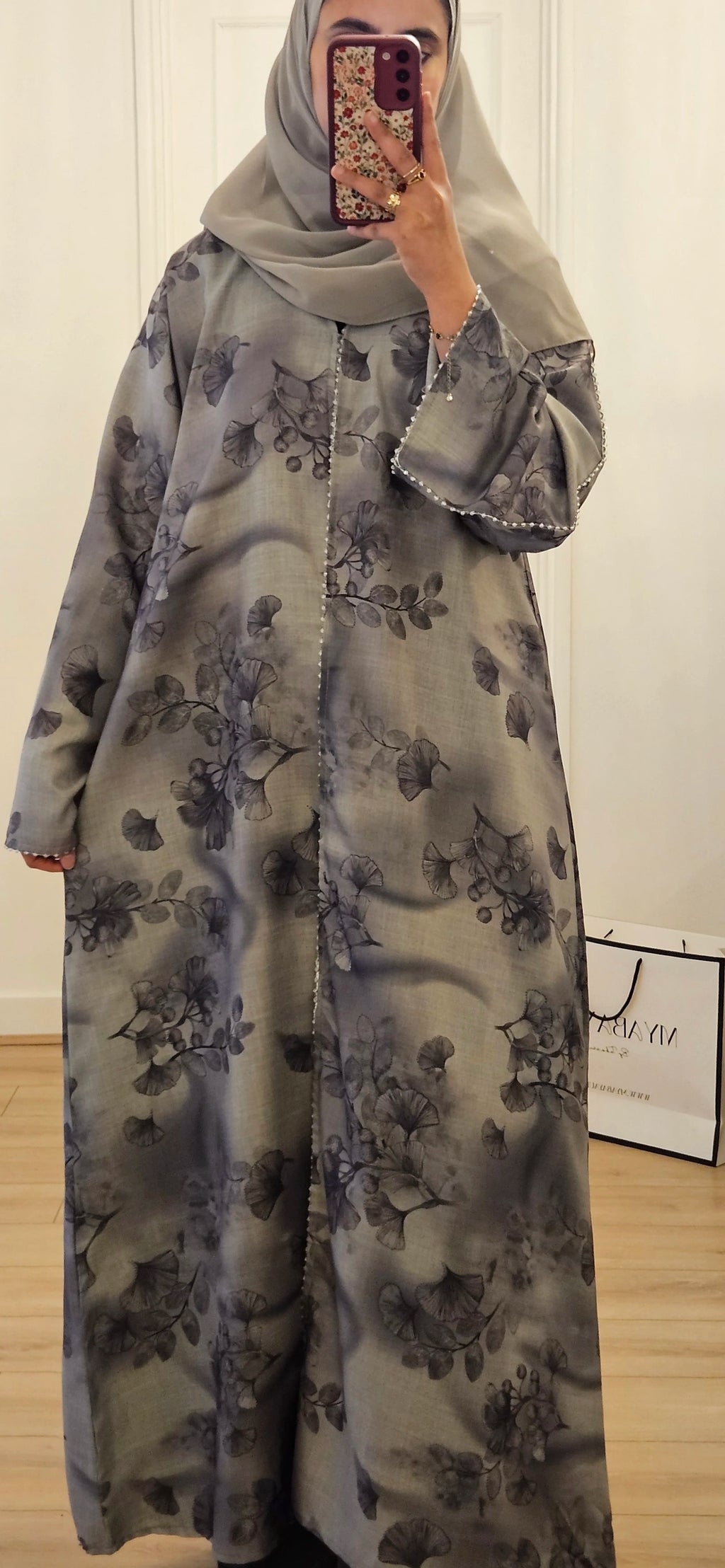 Jacquard Abaya in Grey