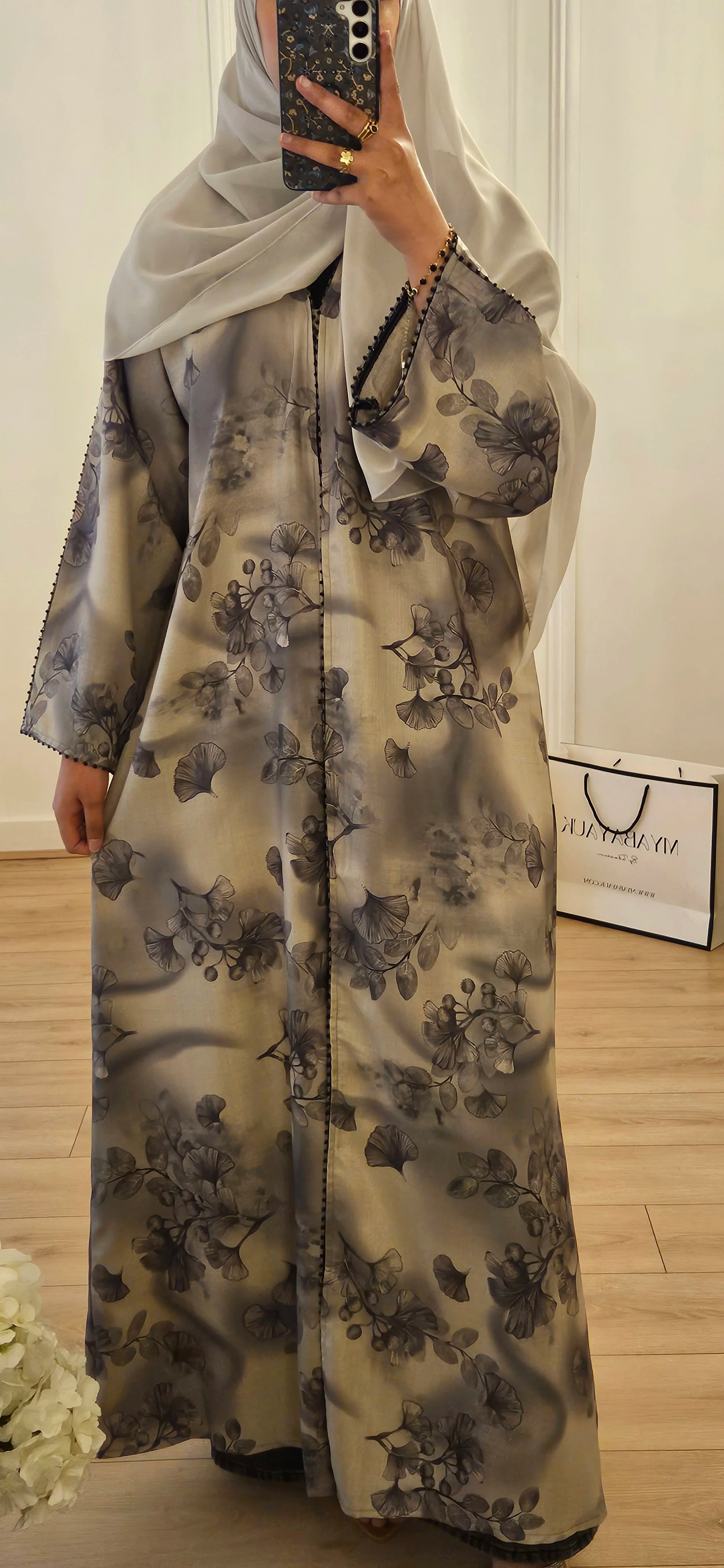 Jacquard Abaya in Beige