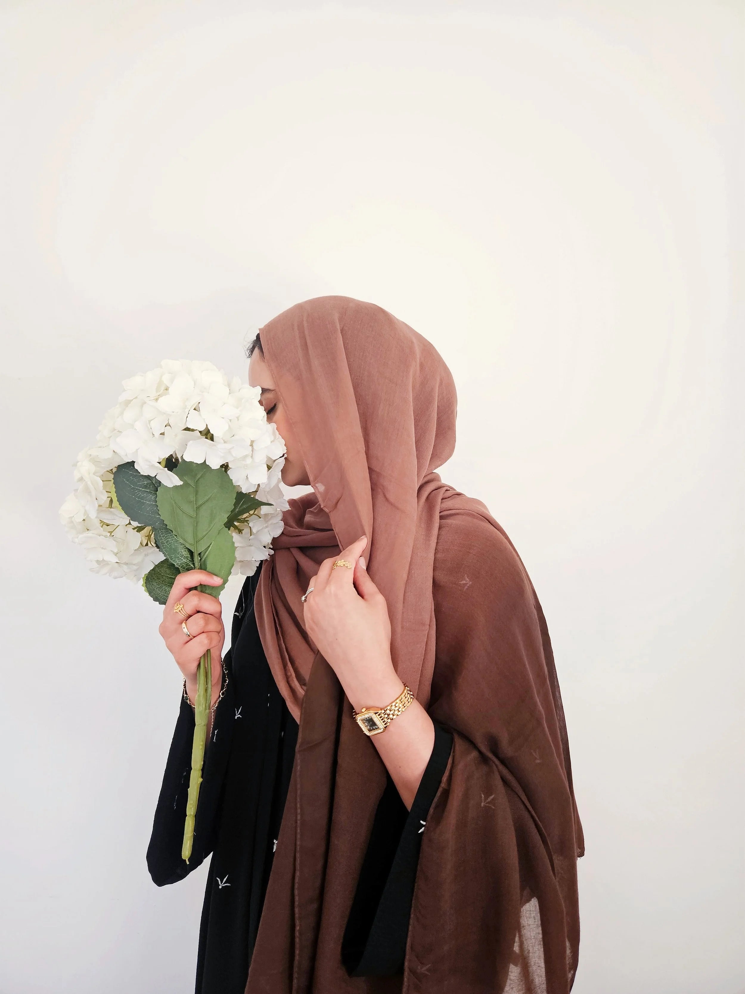 100% Model Hijab In Brown