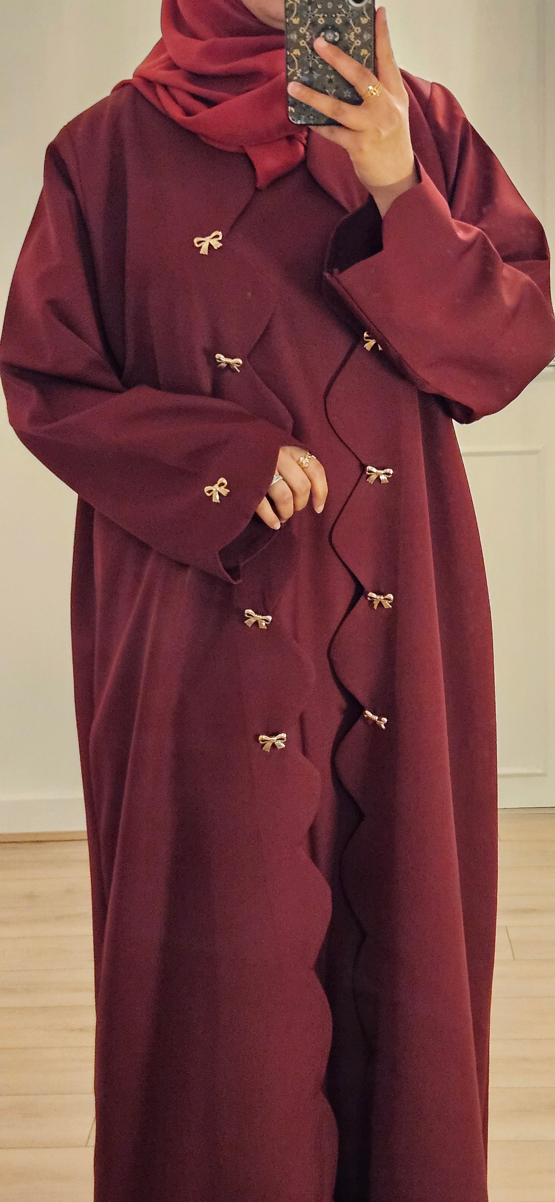Bow Abaya in maroon