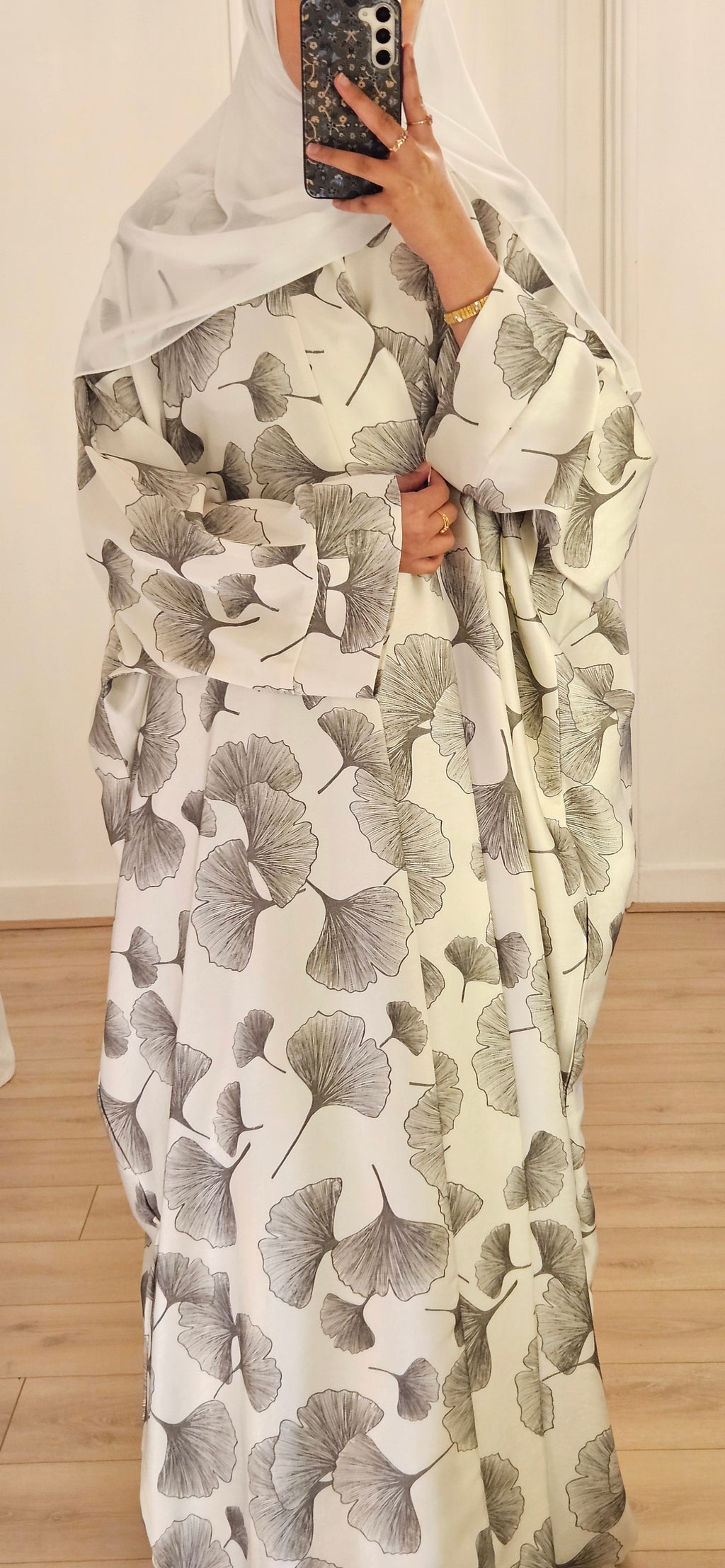 Naila Batwing Abaya In White