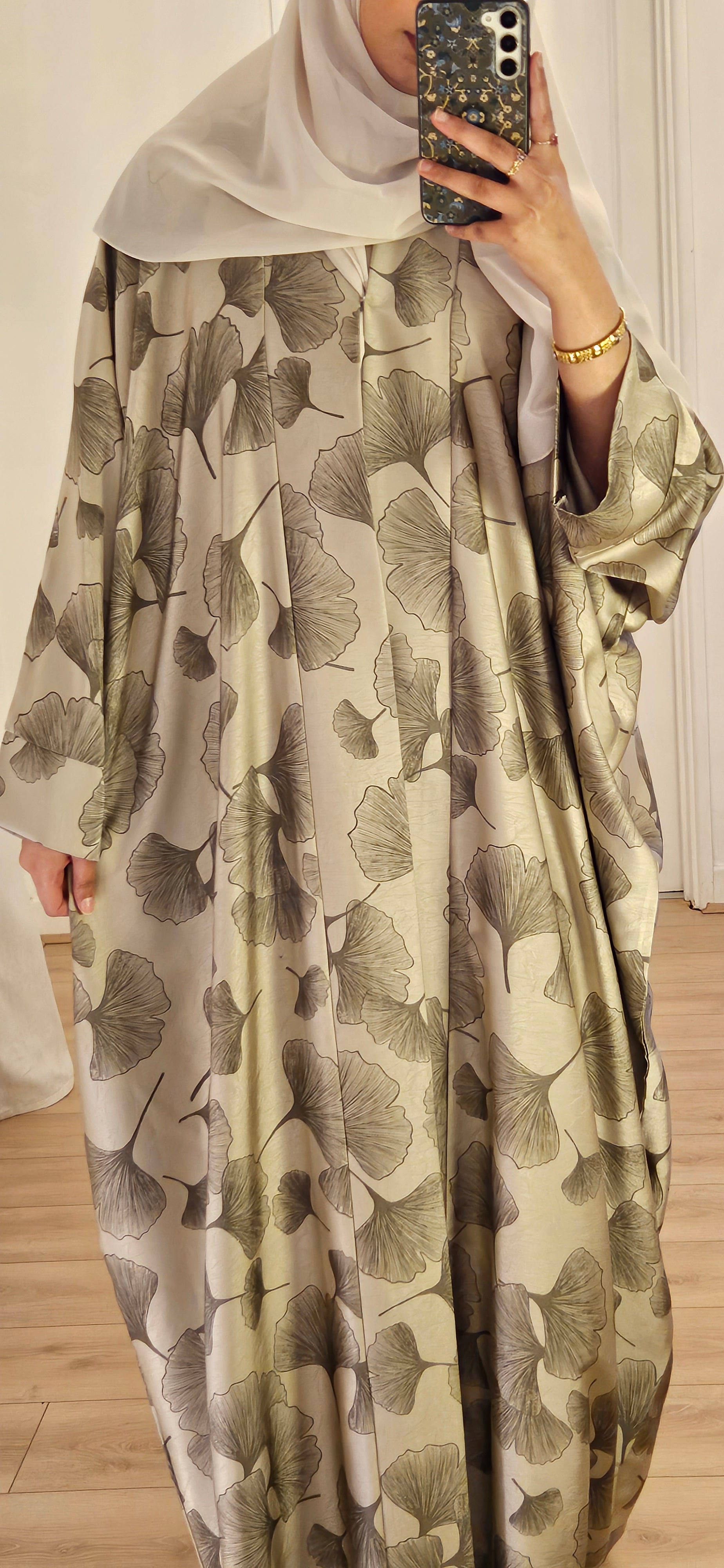 Naila Batwing Abaya In Beige