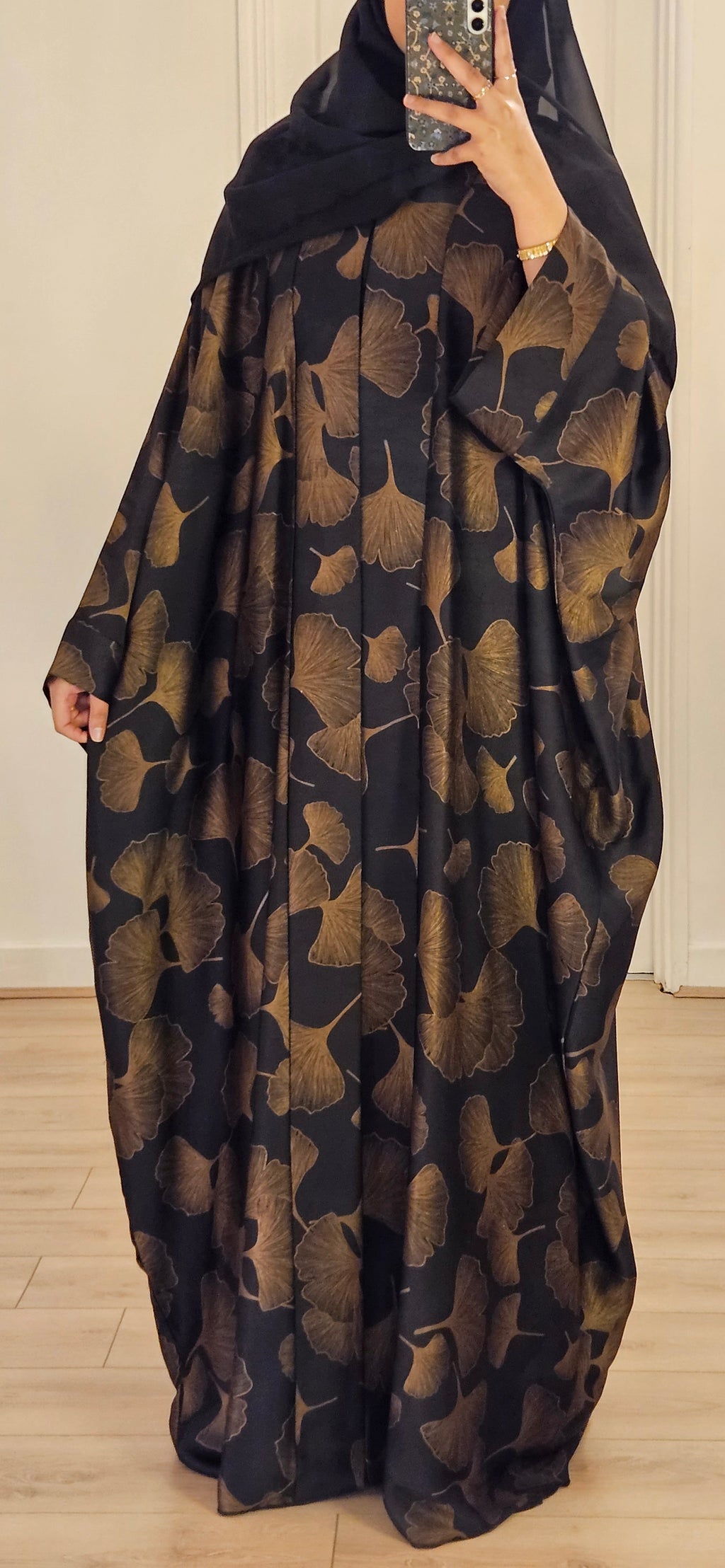 Naila Batwing Abaya In Black