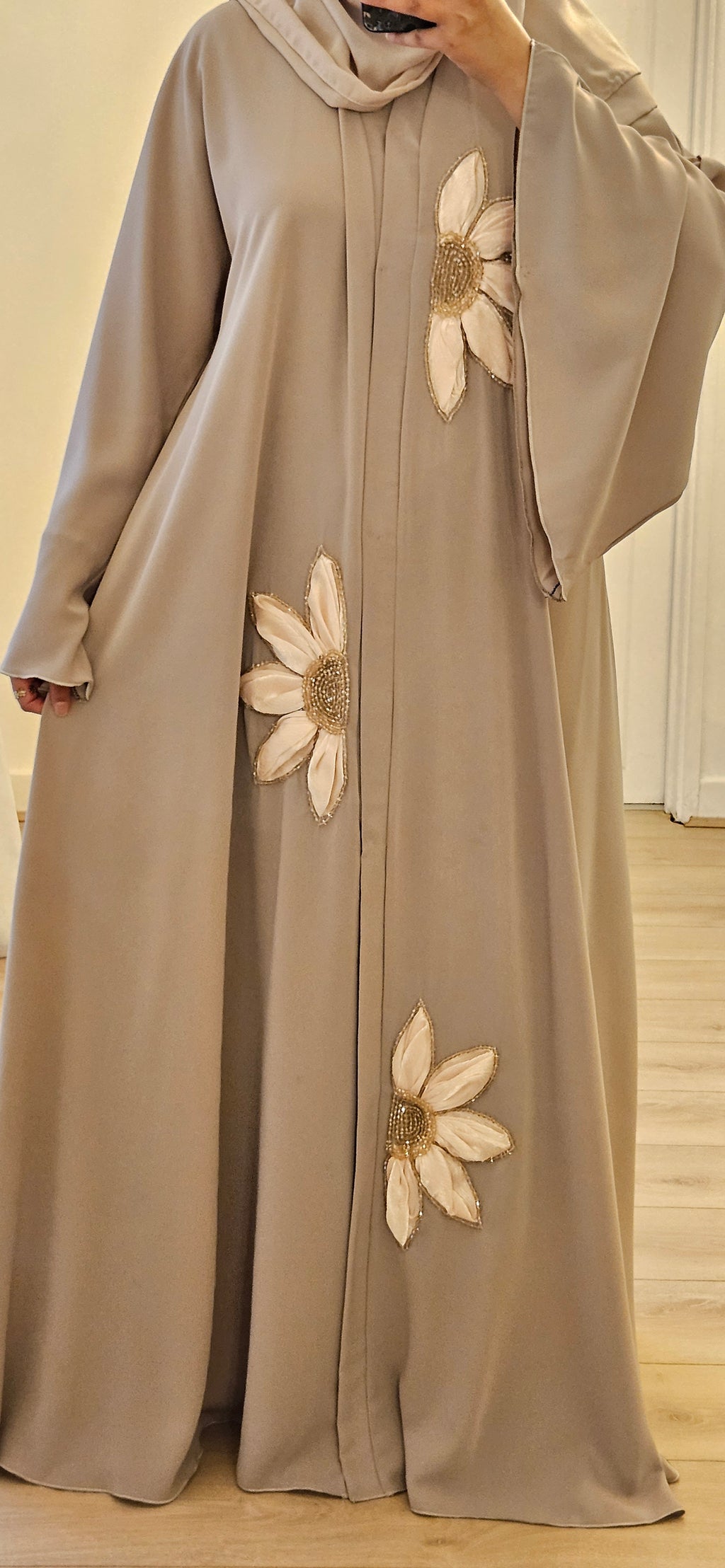 Roza Abaya