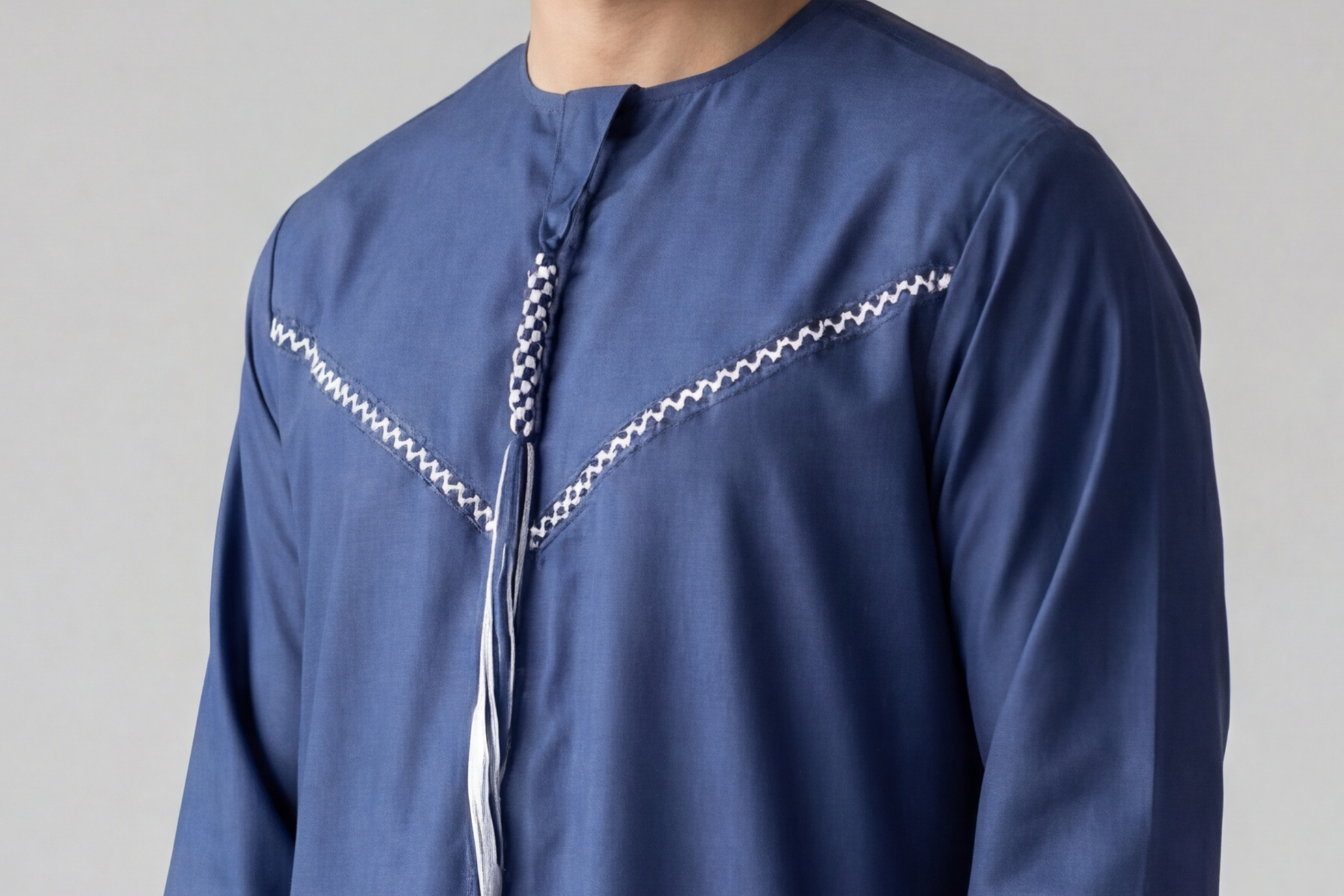 Men's Embroidery Navy Blue Thobe