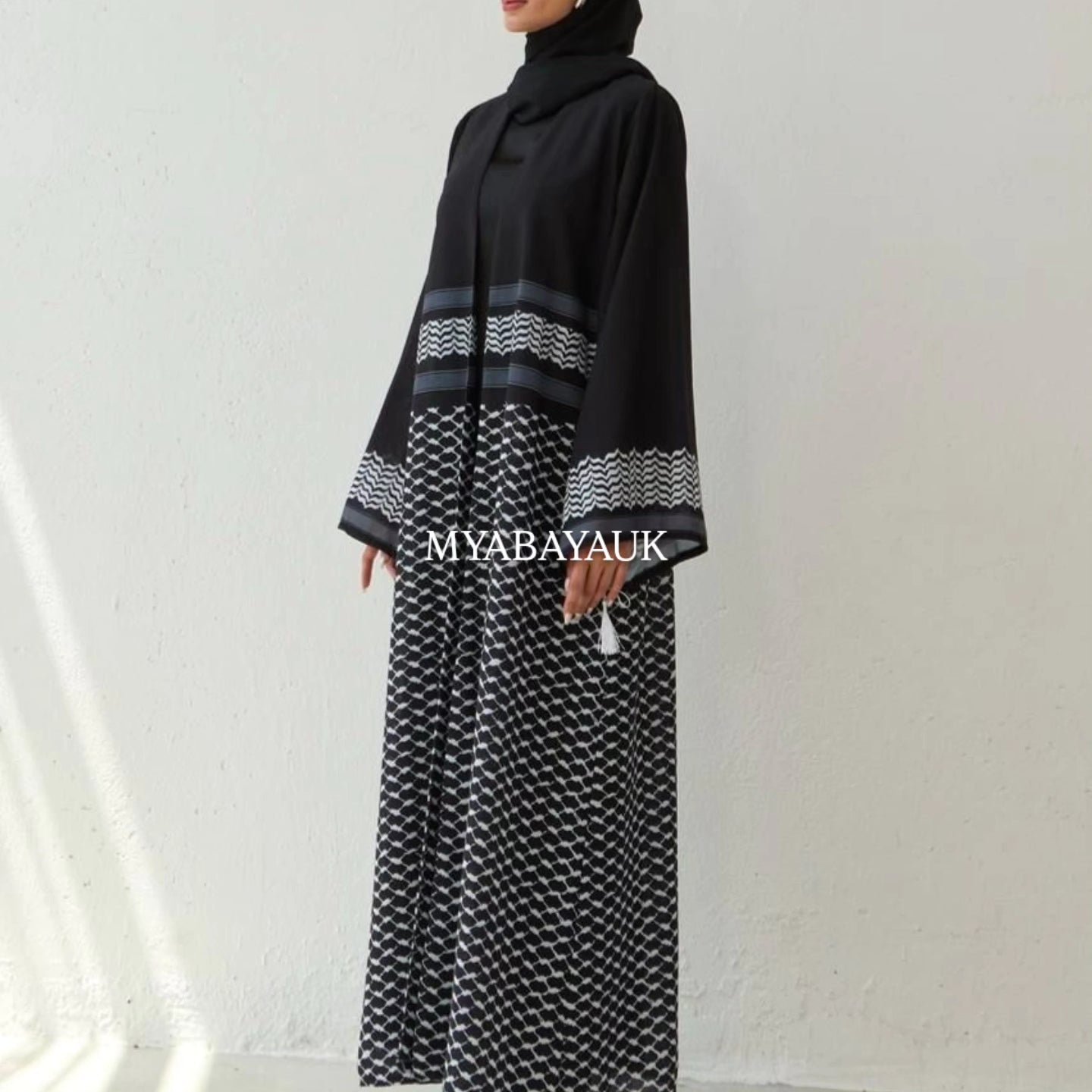 Palestine Abaya in Black
