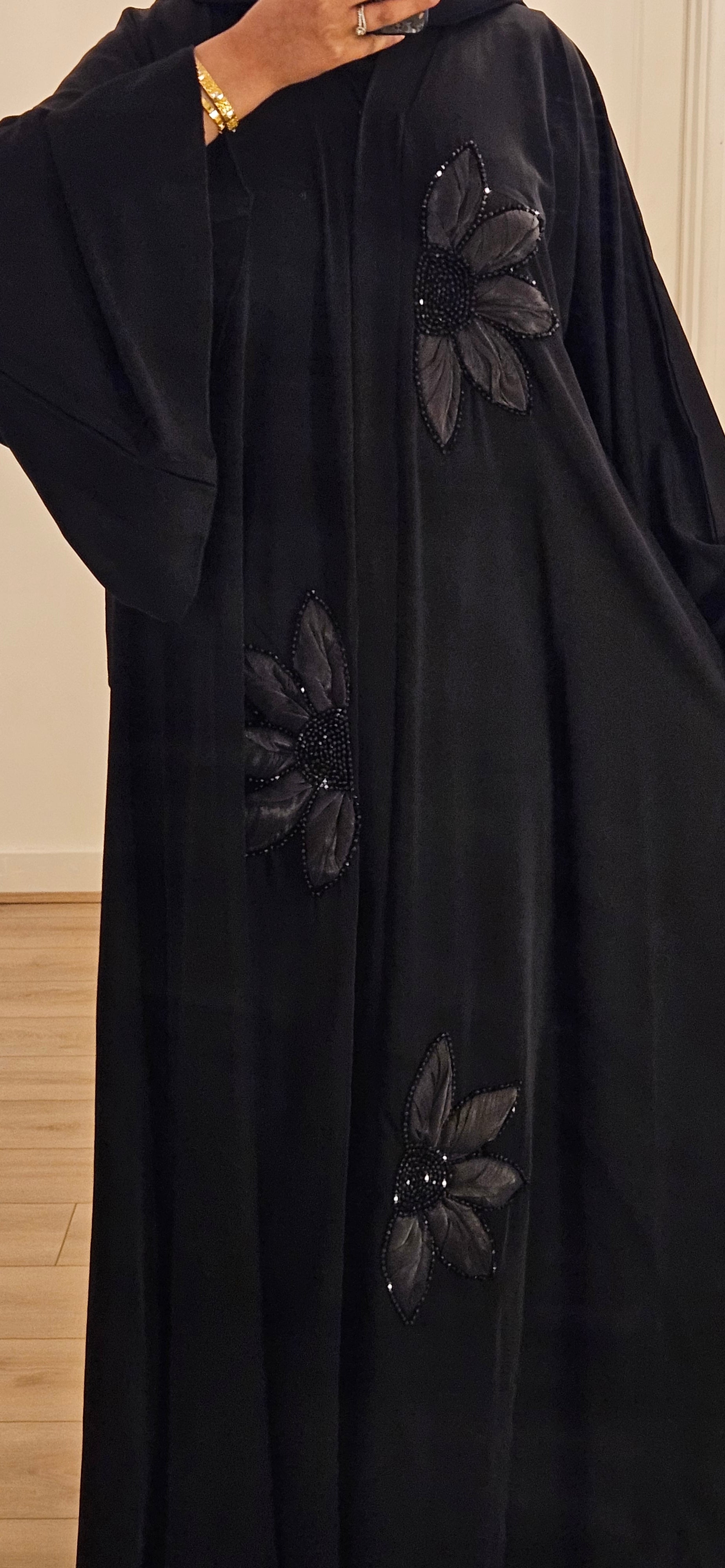 Roza Abaya in Black