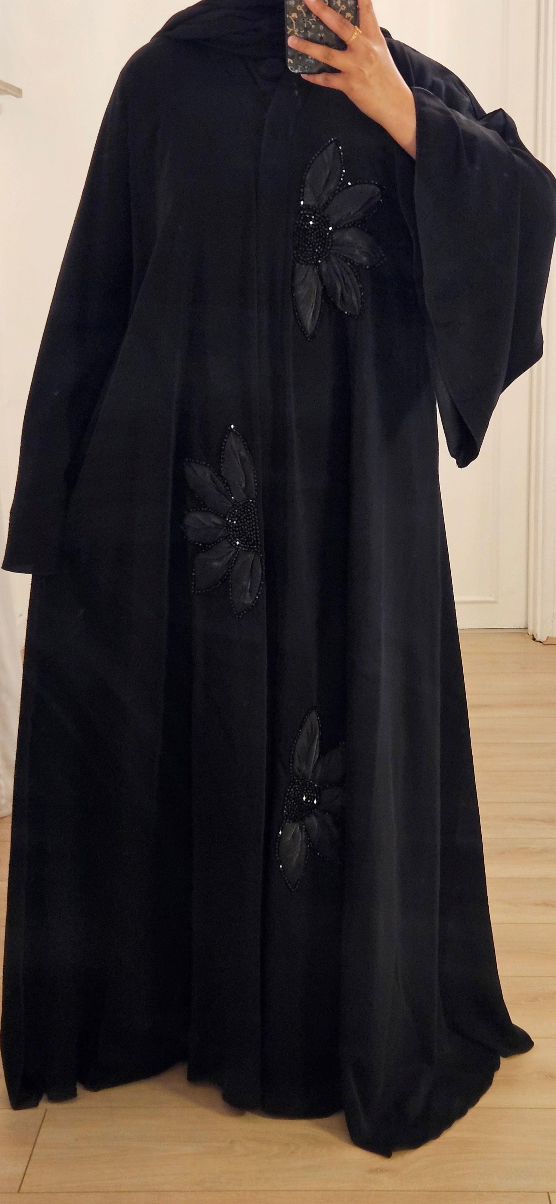 Roza Abaya in Black