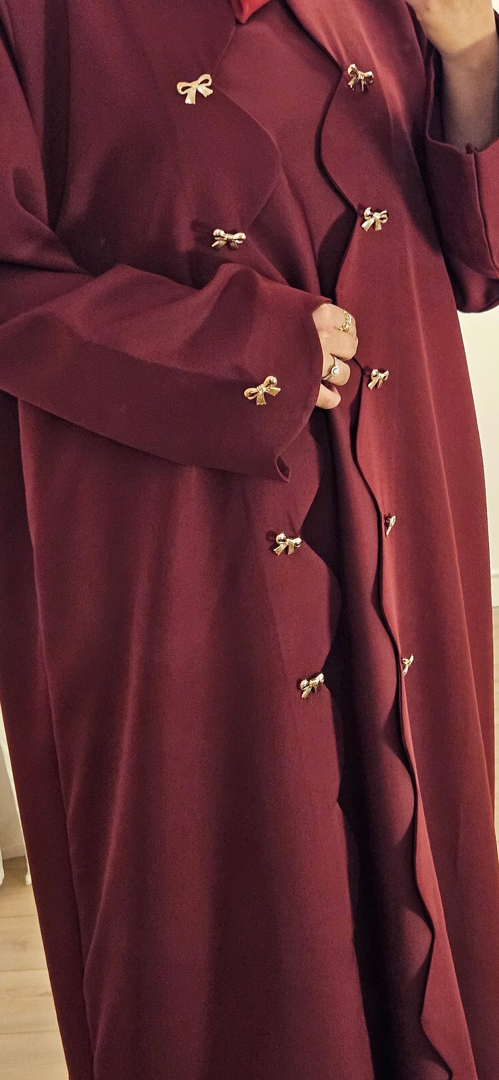 Bow Abaya in maroon
