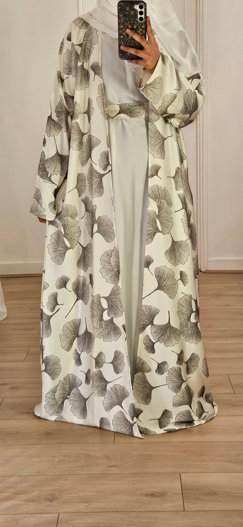 Samia Open Abaya In White