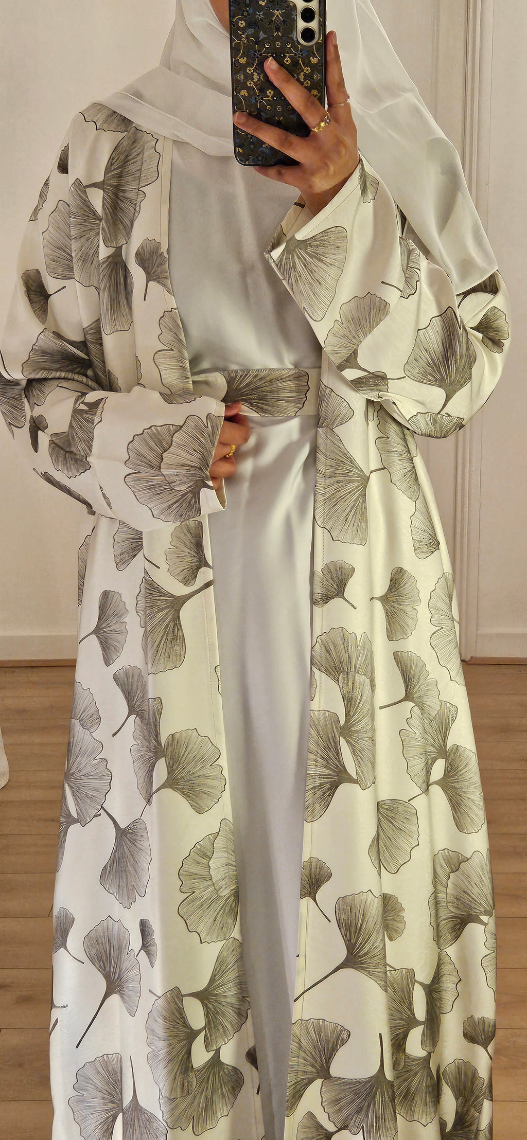 Samia Open Abaya In White