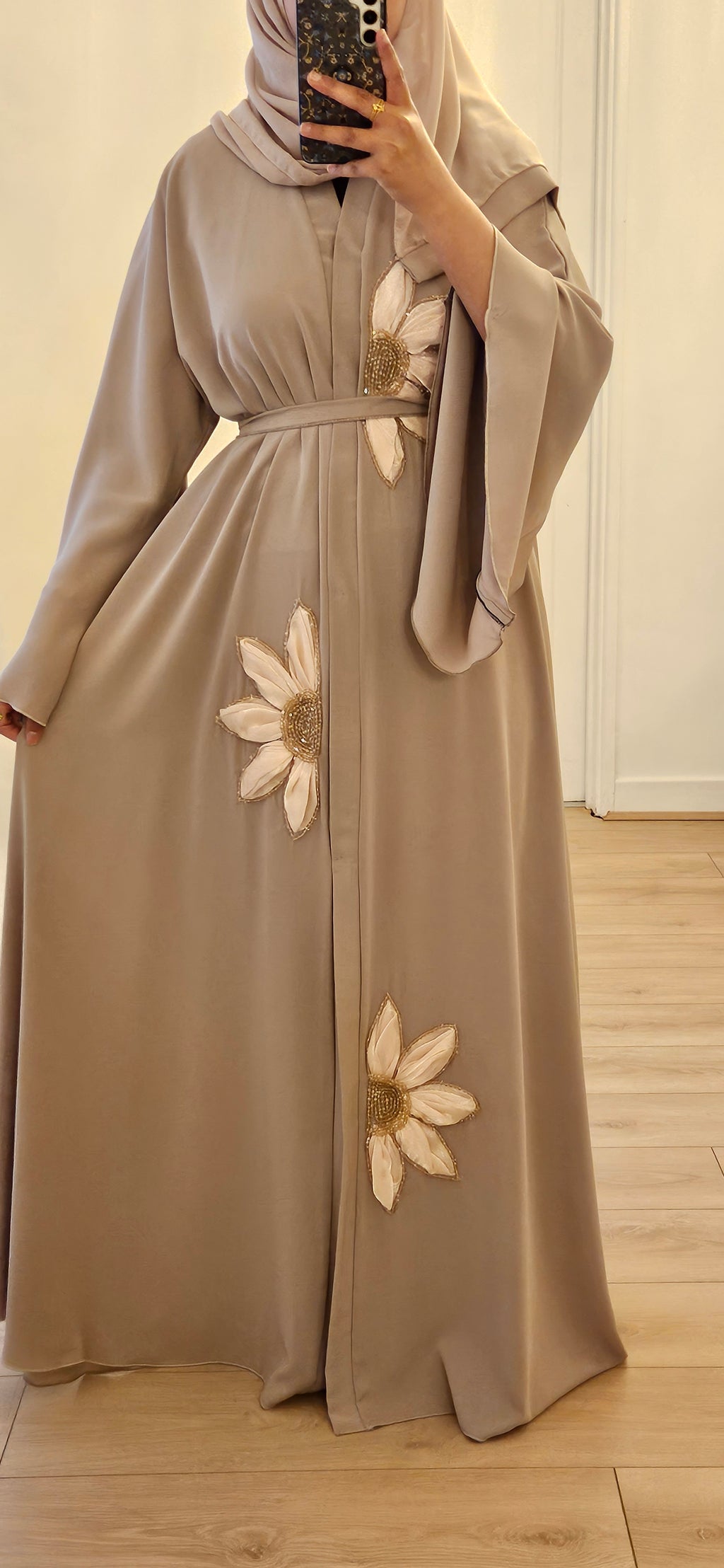 Roza Abaya