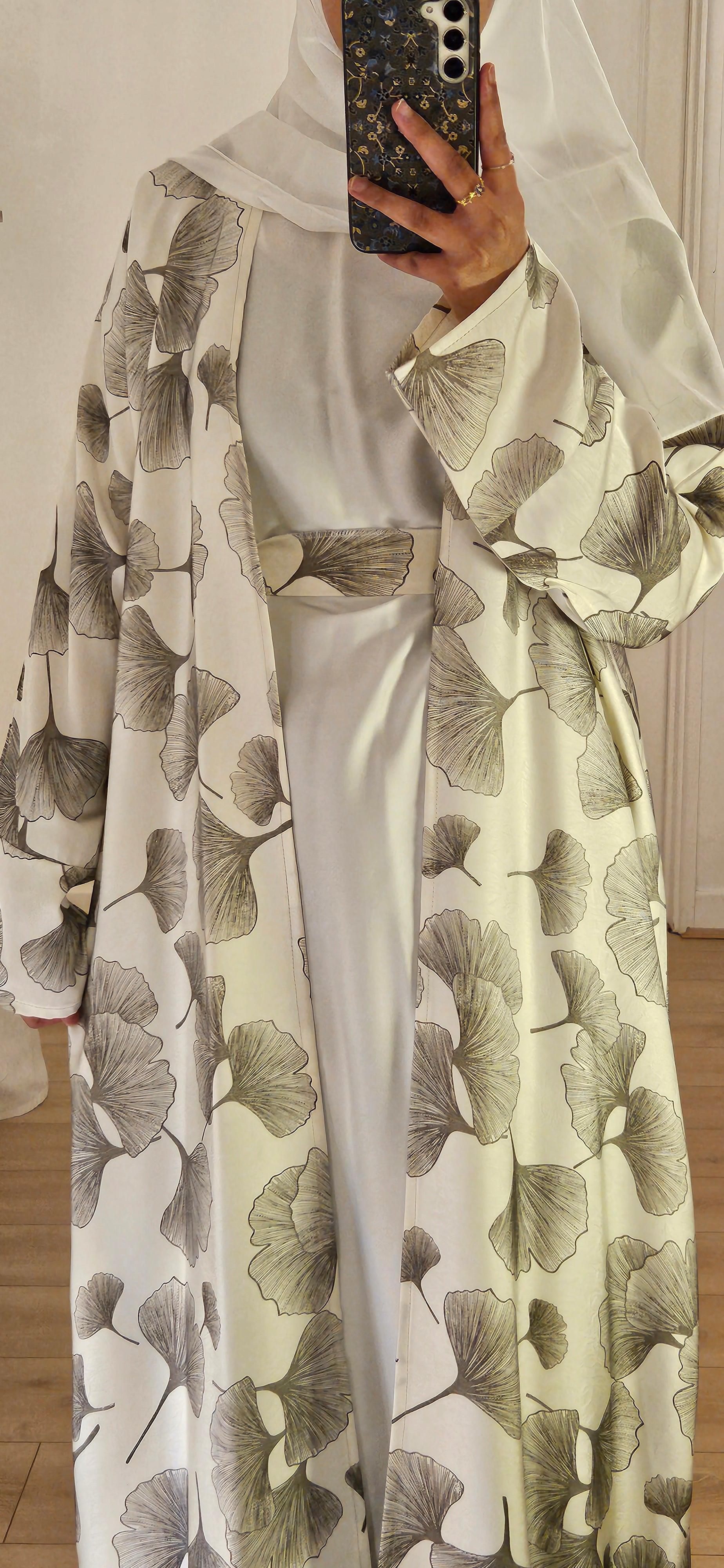 Samia Open Abaya In White